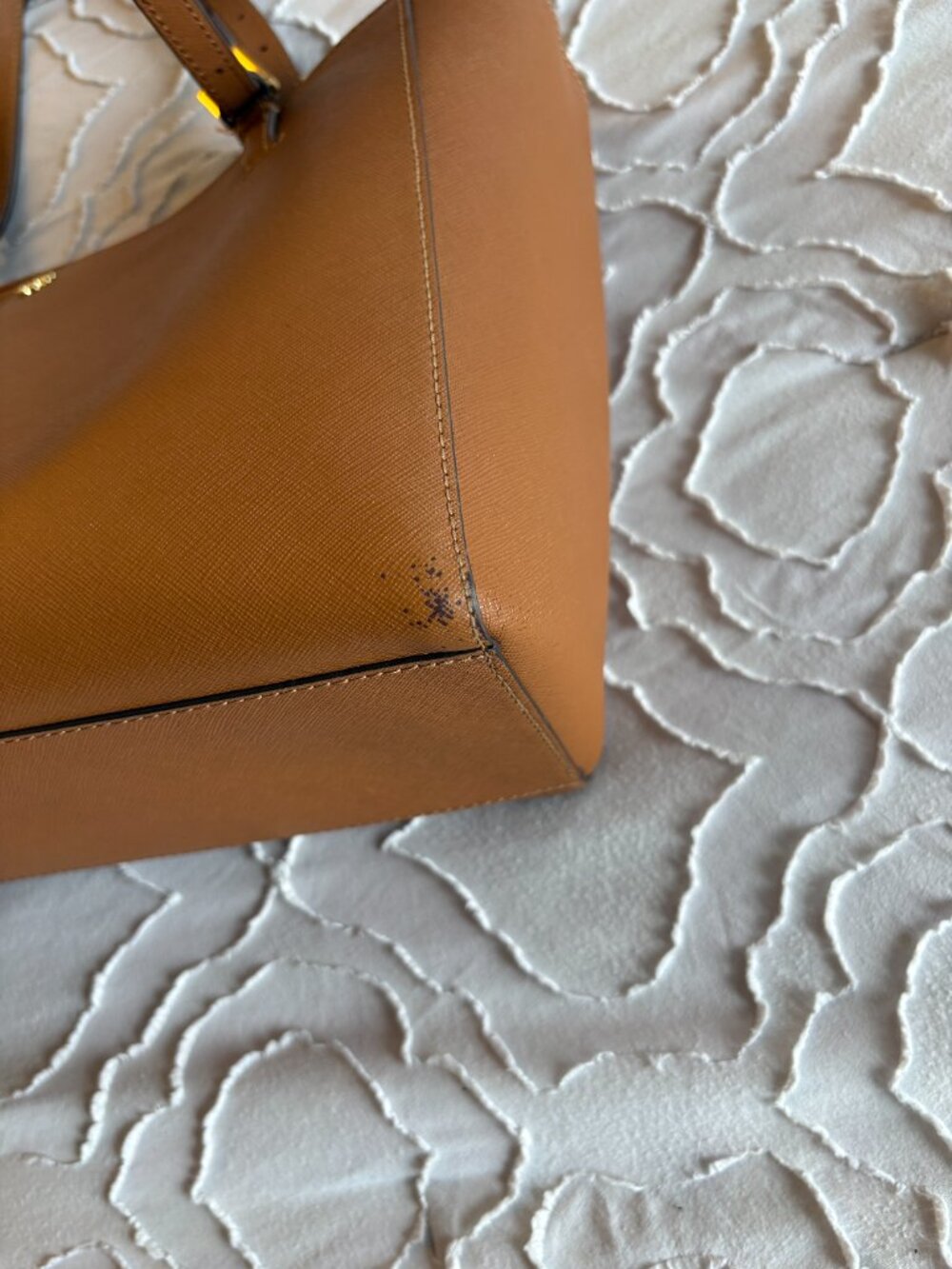 Tory Burch Emerson Buckle Tote - Picture 4 of 16